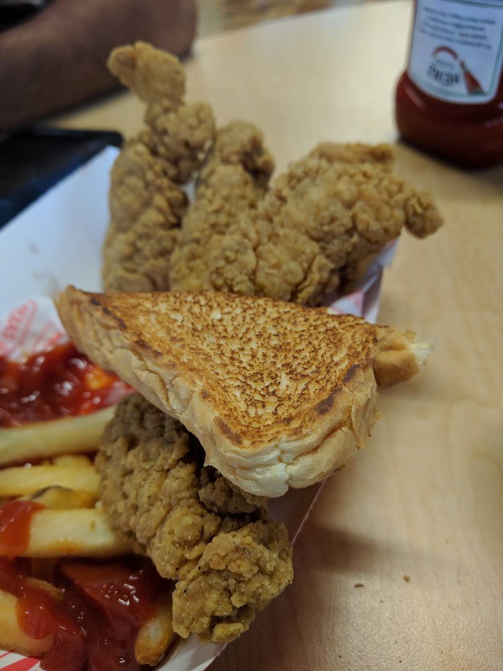 Dairy Queen Store | restaurant | 902 E Main St, Fredericksburg, TX 78624, USA | 8309974648 OR +1 830-997-4648