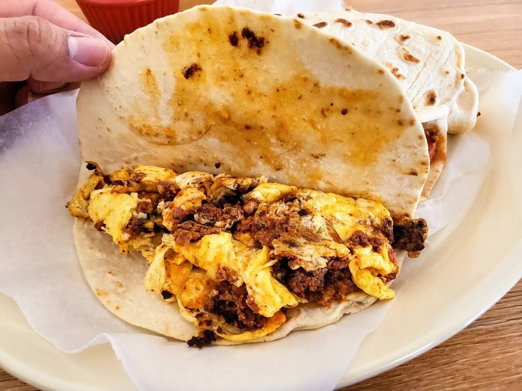 Valentinas Mexican Restaurant | restaurant | 1049 Rivas St, San Antonio, TX 78207, USA | 2104553910 OR +1 210-455-3910