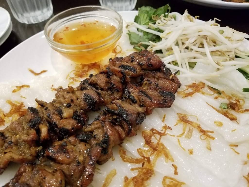 Little Viet Garden (and Banh Ta Deli) | restaurant | 6783 Wilson Blvd, Falls Church, VA 22044, USA | 5713854098 OR +1 571-385-4098