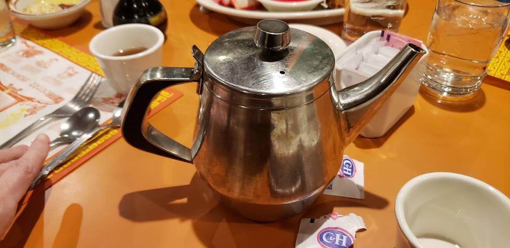 Four Seasons restaurant | restaurant | 820 Griffin Ave, Enumclaw, WA 98022, USA | 3608256541 OR +1 360-825-6541