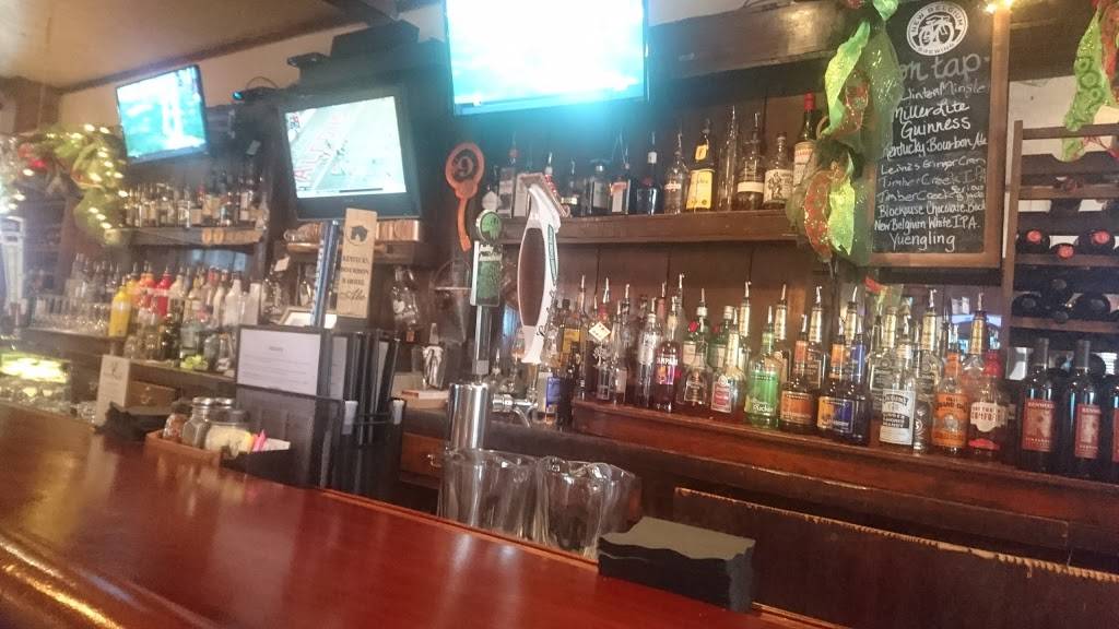 Muscarellas Cafe Italia | restaurant | 500 Main St, Sharpsville, PA 16150, USA | 7249621234 OR +1 724-962-1234