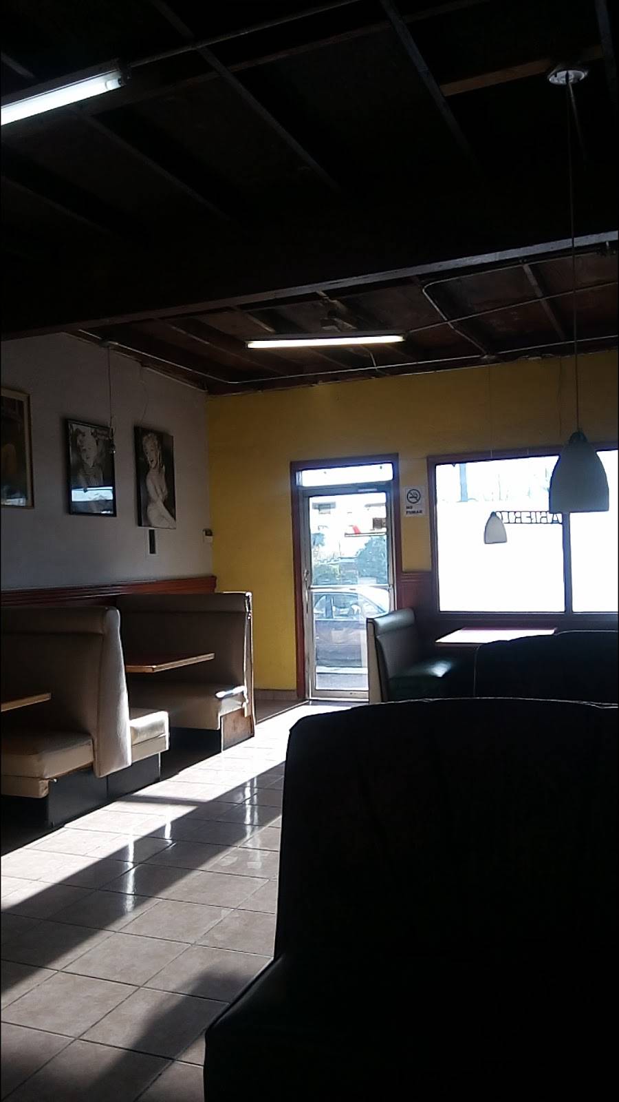 La casa de la pizza | restaurant | Av. Martires de Chicago 403, Ampliación obrera, 22180 Tijuana, B.C., Mexico | 016646846672 OR +52 664 684 6672