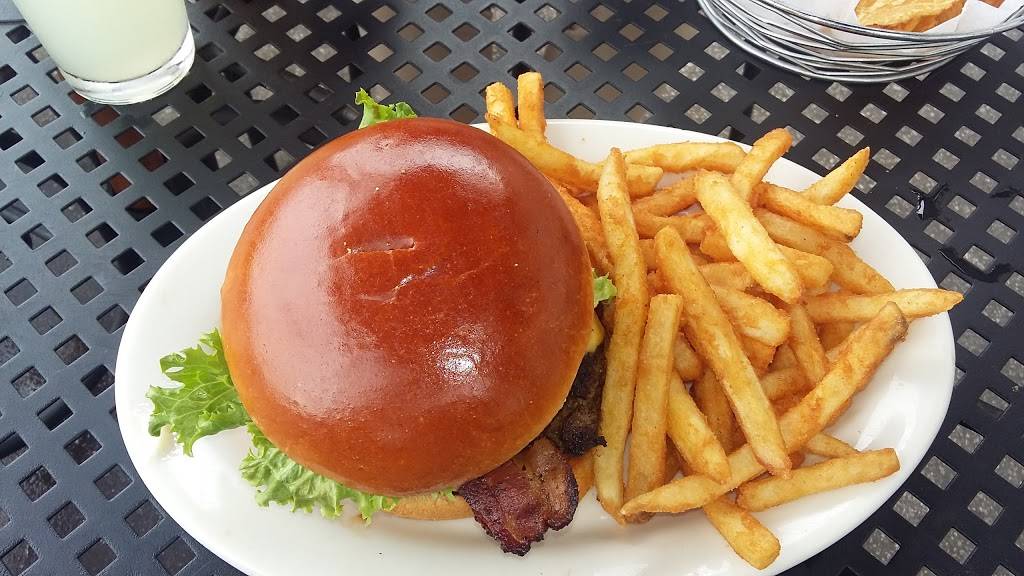 EATS! American Grill | restaurant | 6264 Winthrop Town Centre Blvd., Riverview, FL 33578, USA | 8136553287 OR +1 813-655-3287