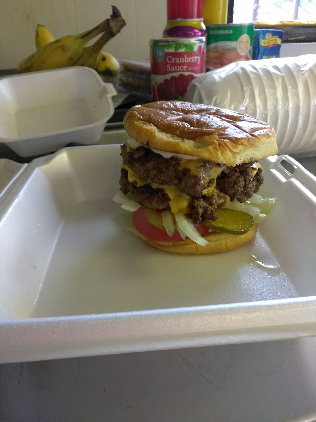 HomeTown Market | restaurant | 2110 N 18 St, Kansas City, KS 66104, USA | 9135756394 OR +1 913-575-6394