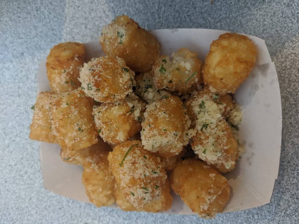 Melt Shop | restaurant | 313 Smith Haven Mall #VC05, Lake Grove, NY 11755, USA | 6312369120 OR +1 631-236-9120