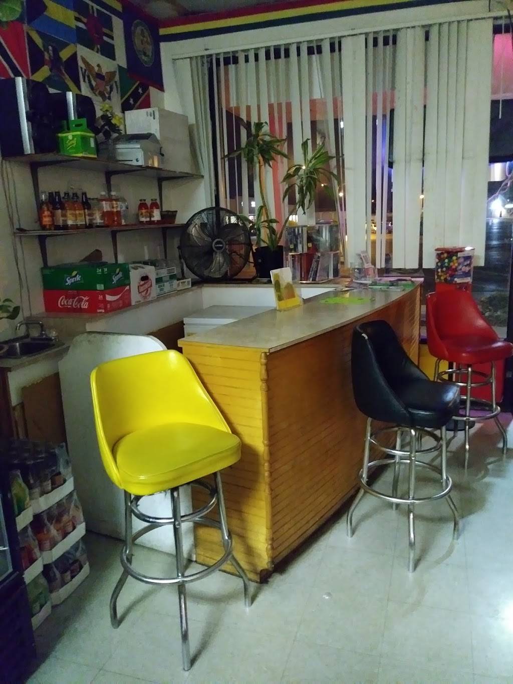 Jah Love Caribbean Restaurant | restaurant | 1700 N Main St, Kissimmee, FL 34744, USA | 4079351157 OR +1 407-935-1157