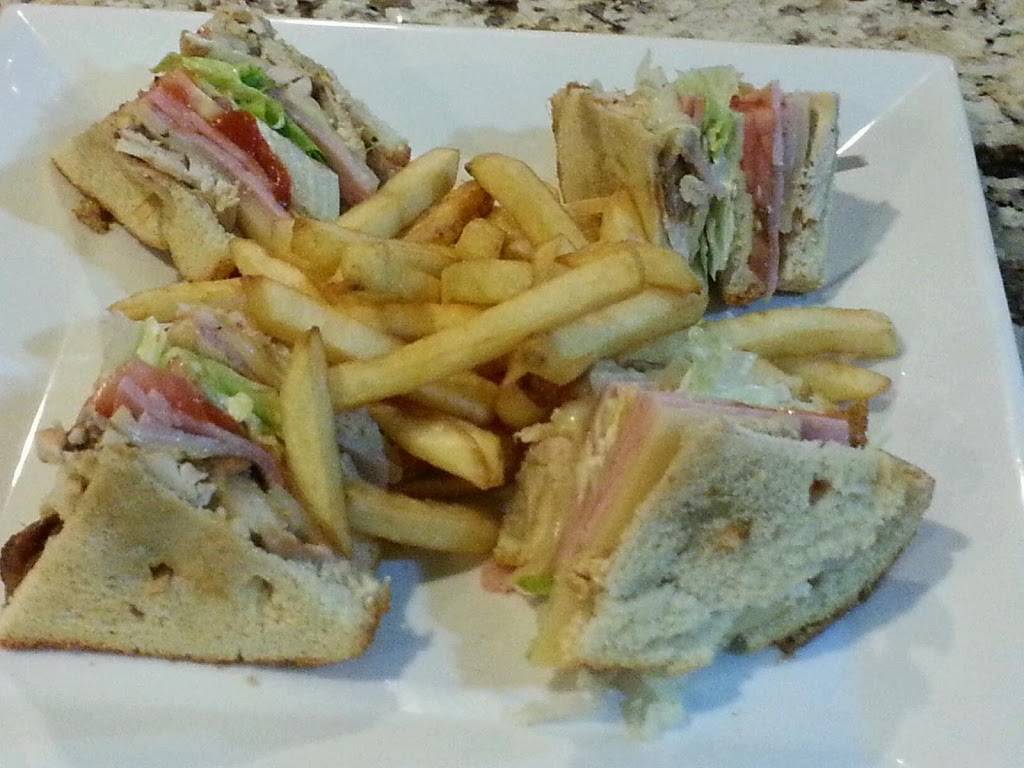 El Nuevo Caridad | restaurant | 1618 St Nicholas Ave, New York, NY 10040, USA | 2127815782 OR +1 212-781-5782