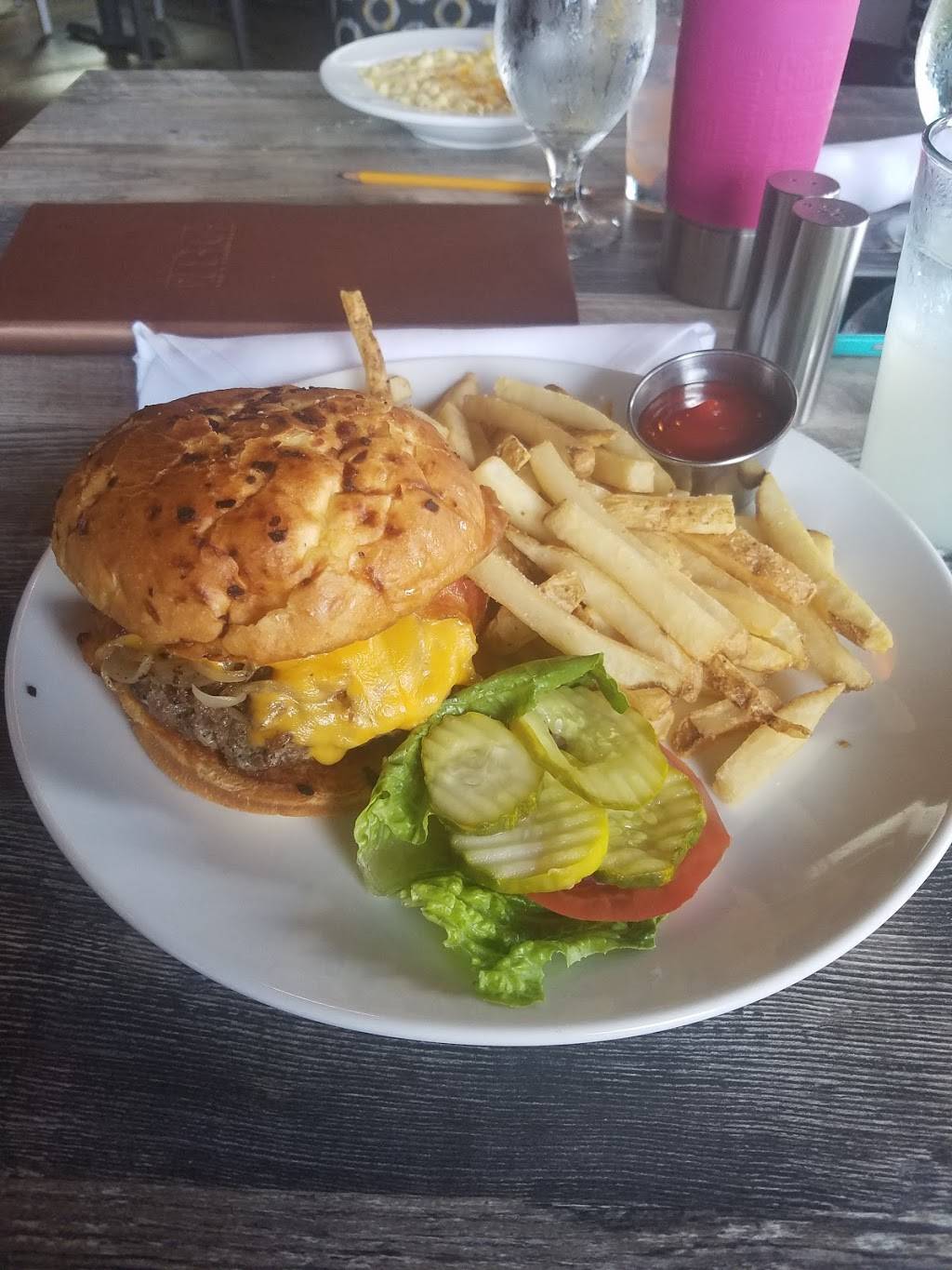 3Brothers Grill Bar and Restaurant | restaurant | 778 Washington St, Hanover, MA 02339, USA | 7819243079 OR +1 781-924-3079