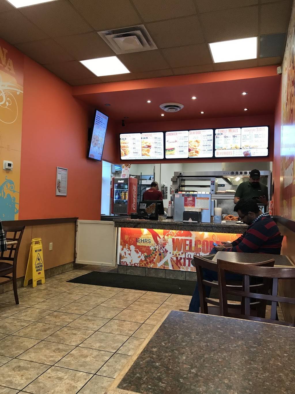 Popeyes | restaurant | 2011 Plains Rd E, Burlington, ON L7R 5B3, Canada | 9056338686 OR +1 905-633-8686