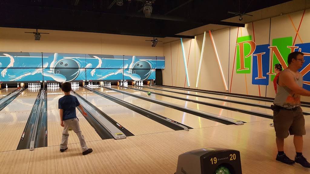 PINZ | restaurant | 7520 32nd St N, Oakdale, MN 55128, USA | 6517708000 OR +1 651-770-8000