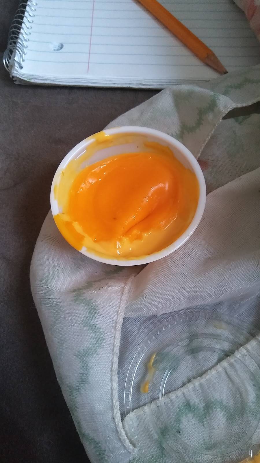 The Dog House | restaurant | 848 1st St, Lasalle, IL 61301, USA | 8157801333 OR +1 815-780-1333