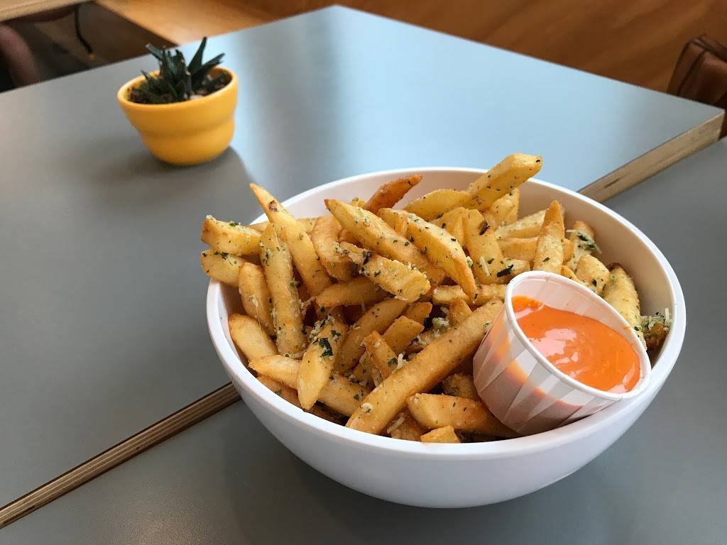 Yellow Fever - Venice | restaurant | 2560 Lincoln Blvd, Venice, CA 90291, USA | 3103017810 OR +1 310-301-7810