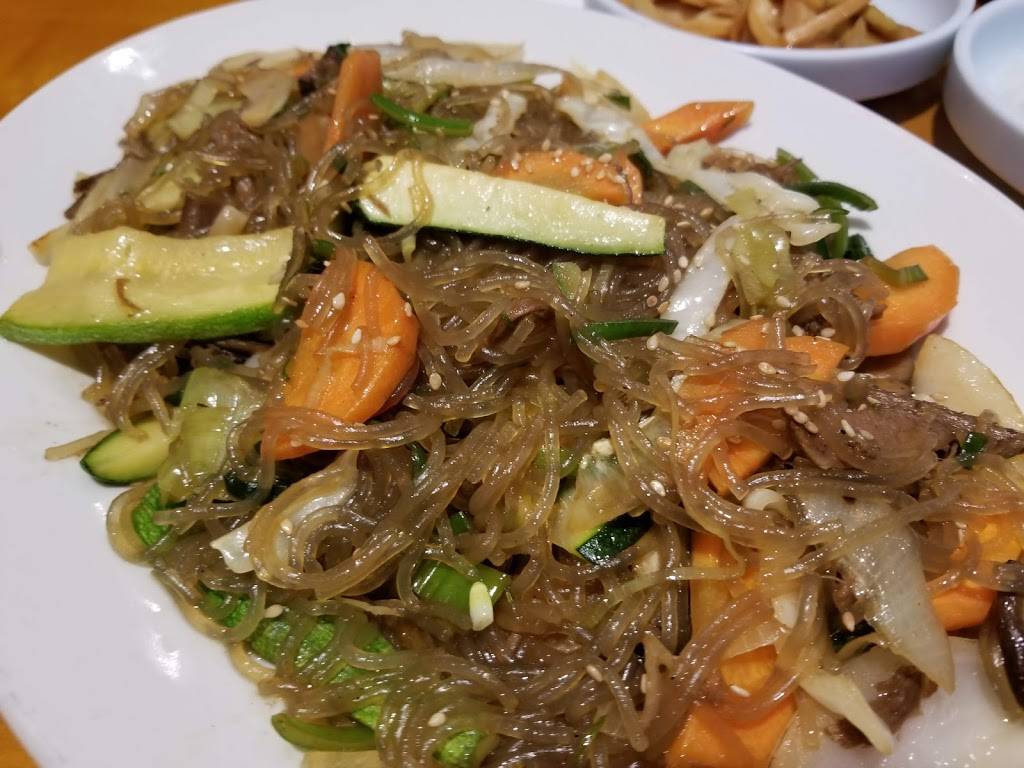 Yett Gol | restaurant | 12337 Georgia Ave #C, Glenmont, MD 20906, USA | 3019499060 OR +1 301-949-9060