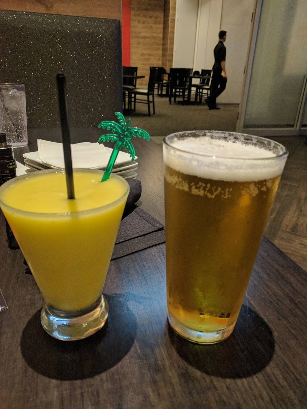 Dave & Busters | restaurant | 1390 E Tucson Marketplace Blvd, Tucson, AZ 85713, USA | 5203303400 OR +1 520-330-3400