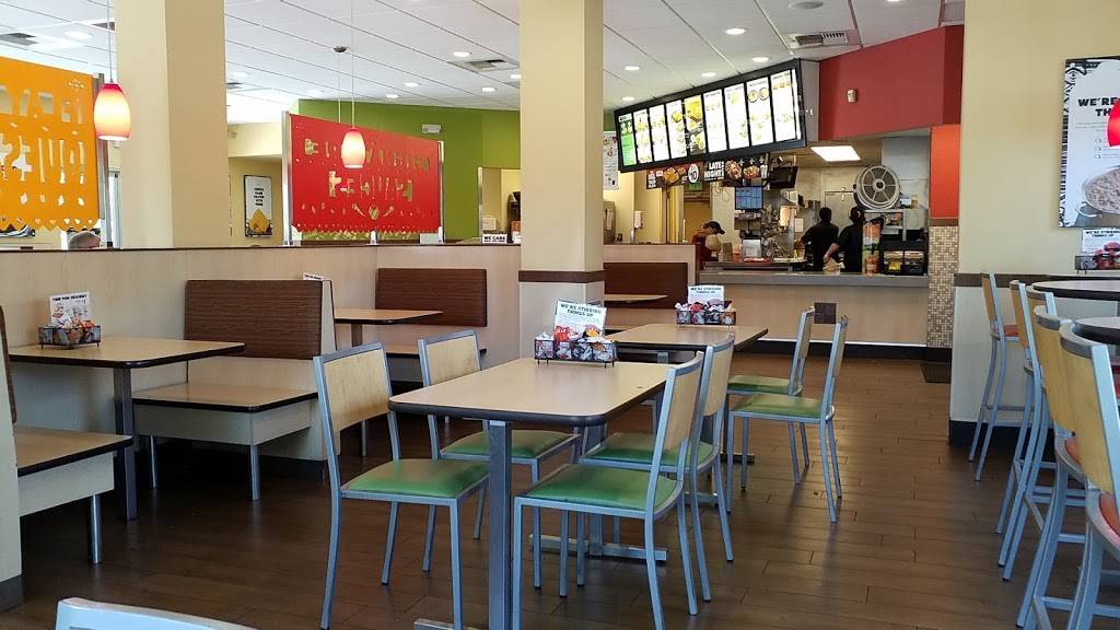 Del Taco | meal takeaway | 1415 Hillman St, Tulare, CA 93274, USA | 5596879058 OR +1 559-687-9058