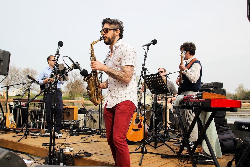 Cisco Brewers at The Village | restaurant | 4 Star Point Suite 102, Stamford, CT 06902, USA | 4752701300 OR +1 475-270-1300