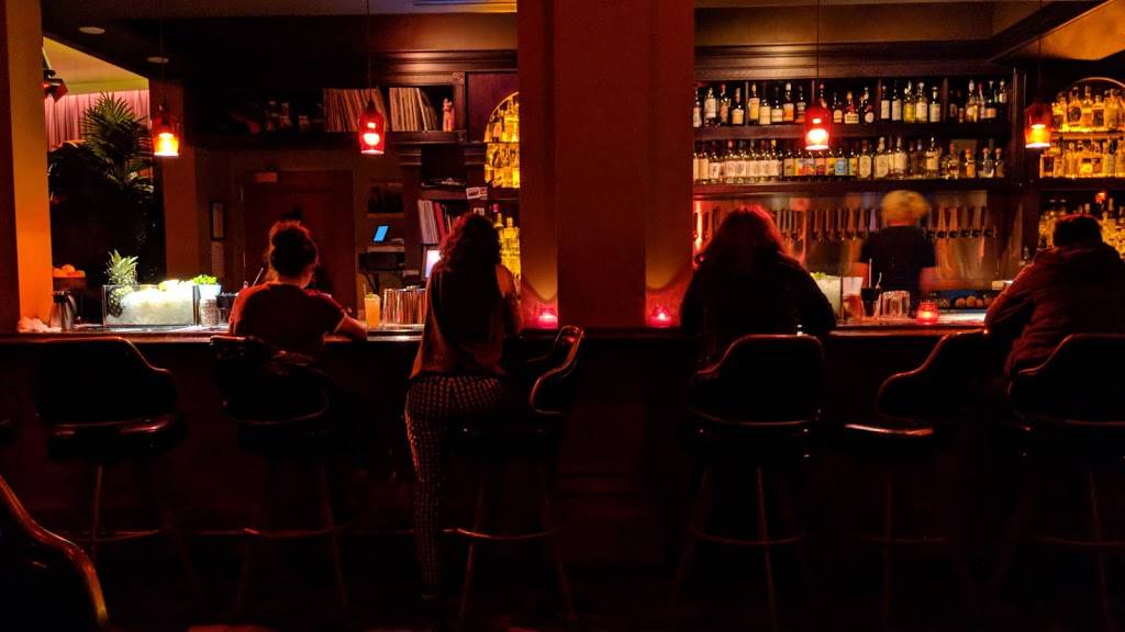 Bear Vs. Bull | restaurant | 2550 Mission St, San Francisco, CA 94110, USA | 4155495959 OR +1 415-549-5959