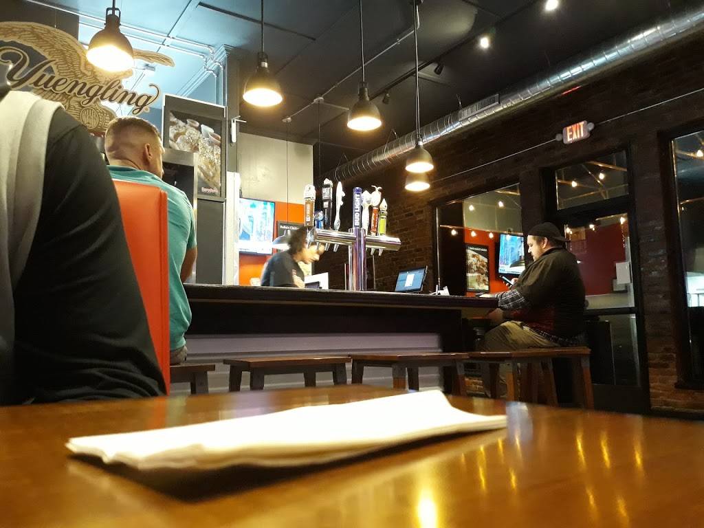 EuroGyro | restaurant | 13429 Madison Ave, Lakewood, OH 44107, USA | 4408570200 OR +1 440-857-0200