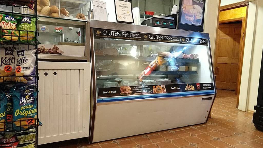 Benitos Pizzeria & Cafe | restaurant | 32 Ronald Reagan Blvd, Warwick, NY 10990, USA | 8459866033 OR +1 845-986-6033