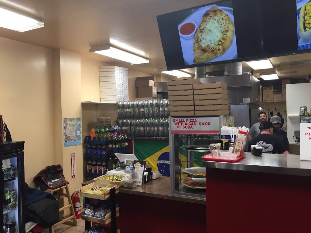 Broadway Pizza | restaurant | 266 Broadway, Revere, MA 02151, USA | 7812896060 OR +1 781-289-6060