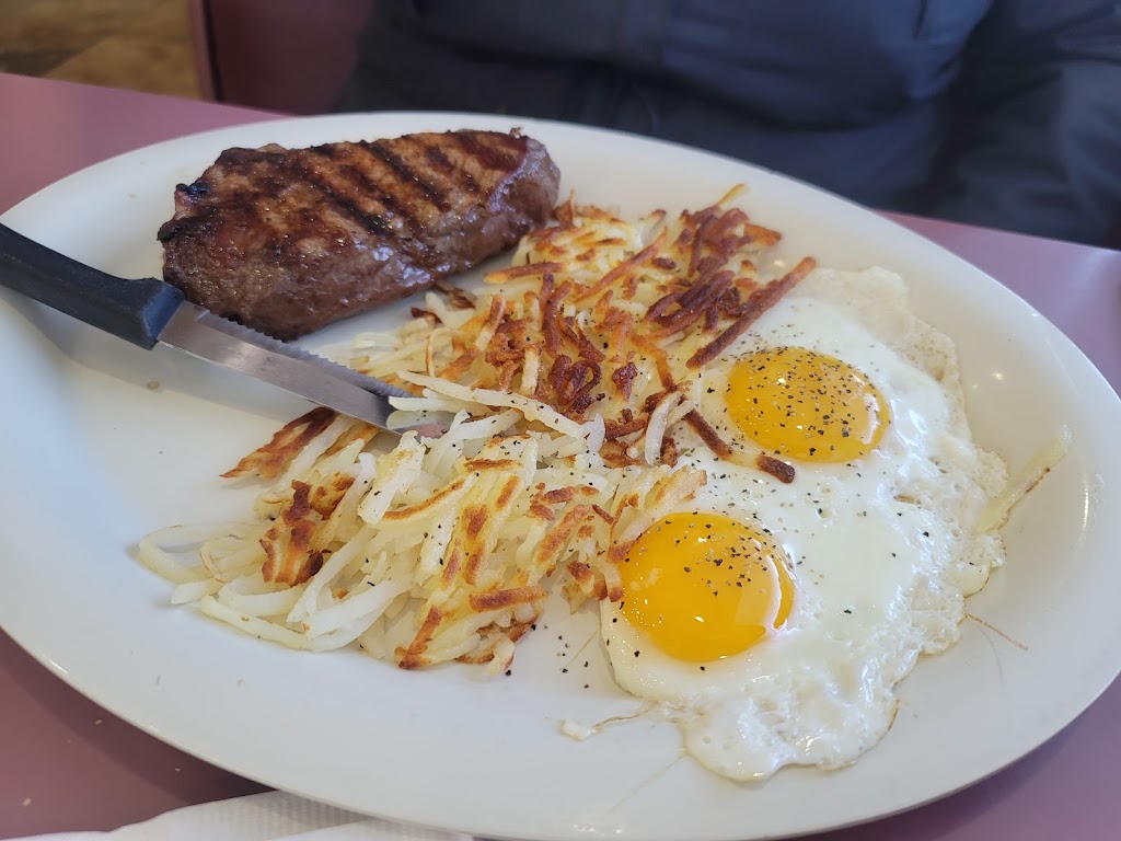 Apple Barrel Restaurant | restaurant | 12500 Interstate 80 Service Rd, Cheyenne, WY 82009, USA | 3076323679 OR +1 307-632-3679