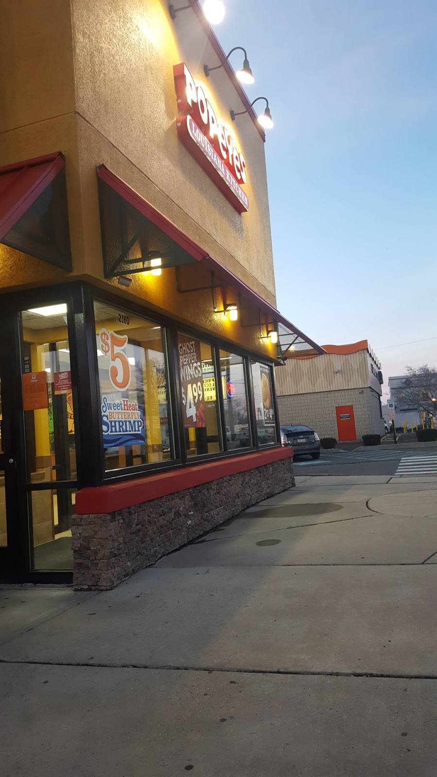 Popeyes Louisiana Kitchen | restaurant | 2160 Street Rd, Bensalem, PA 19020, USA | 2156389798 OR +1 215-638-9798