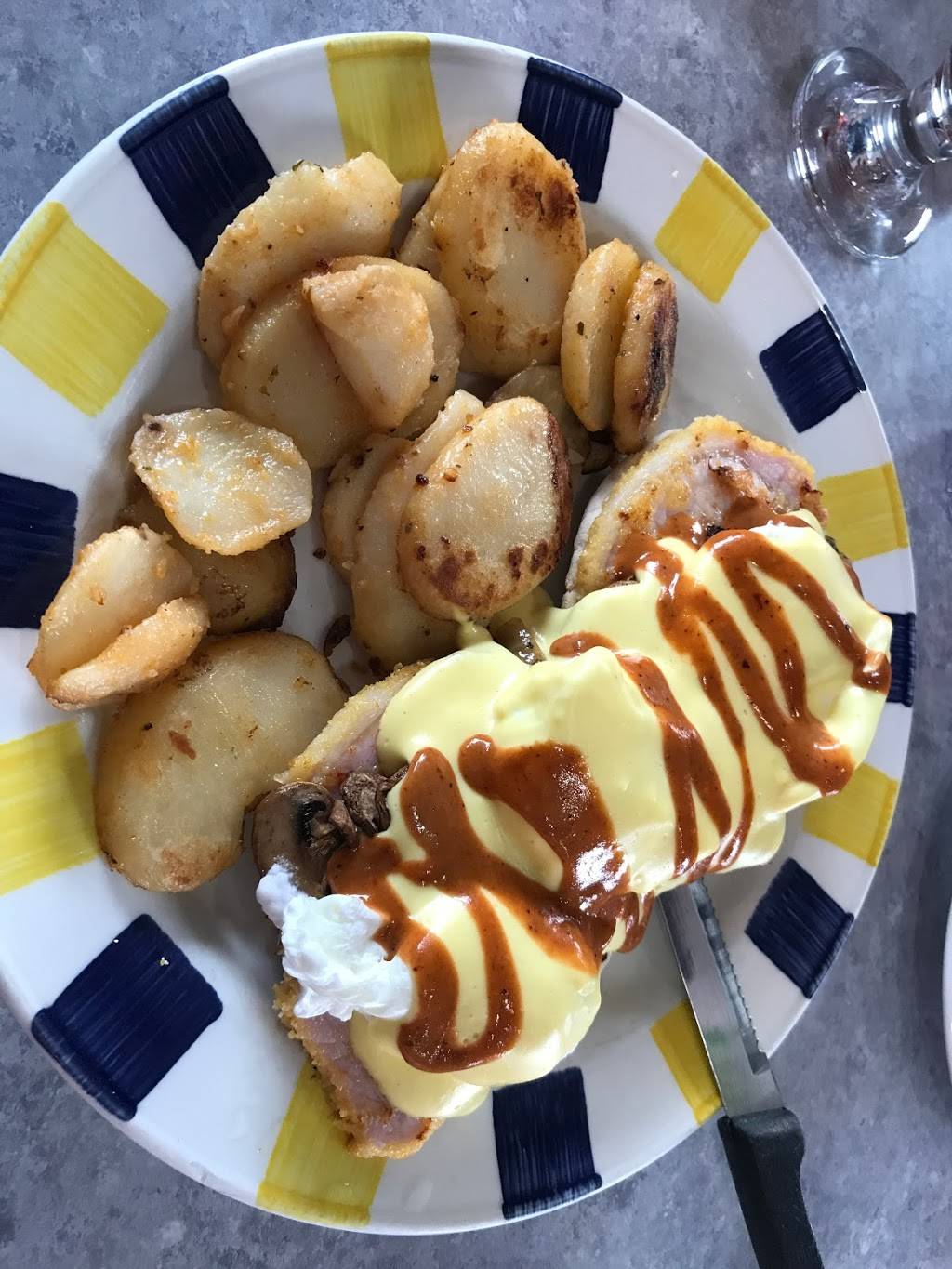 Wimpys Diner | restaurant | 10800 Bayview Ave, Richmond Hill, ON L4S 0A6, Canada | 9058836071 OR +1 905-883-6071