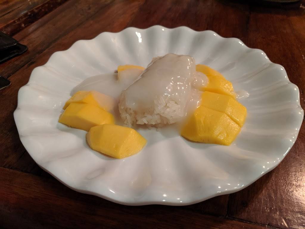 Thai Paradise EDH | restaurant | 4361 Town Center Blvd #110, El Dorado Hills, CA 95762, USA | 9169390389 OR +1 916-939-0389