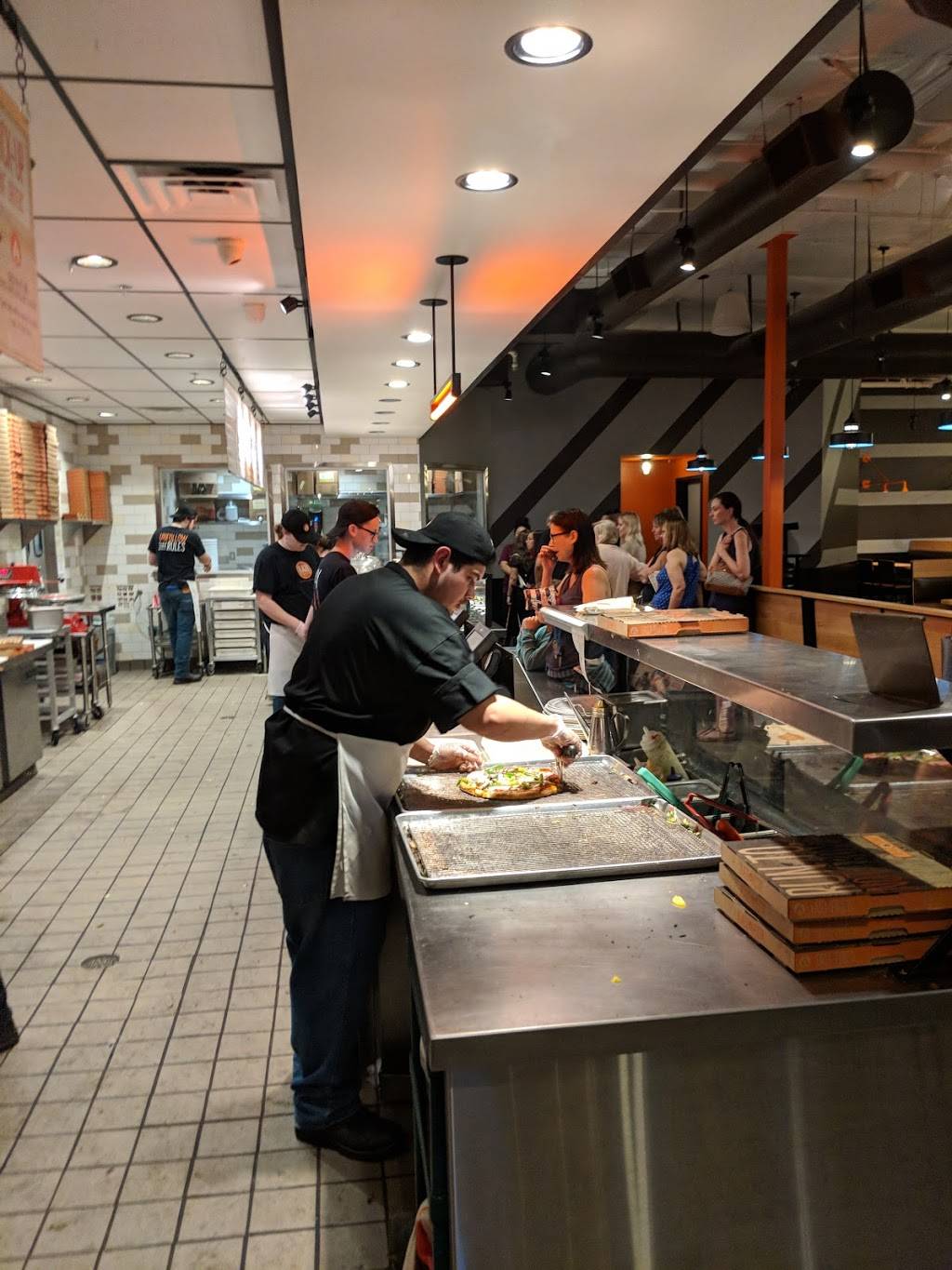 Blaze Pizza | meal takeaway | 7160 N Durango Dr, Las Vegas, NV 89149, USA | 7025294842 OR +1 702-529-4842