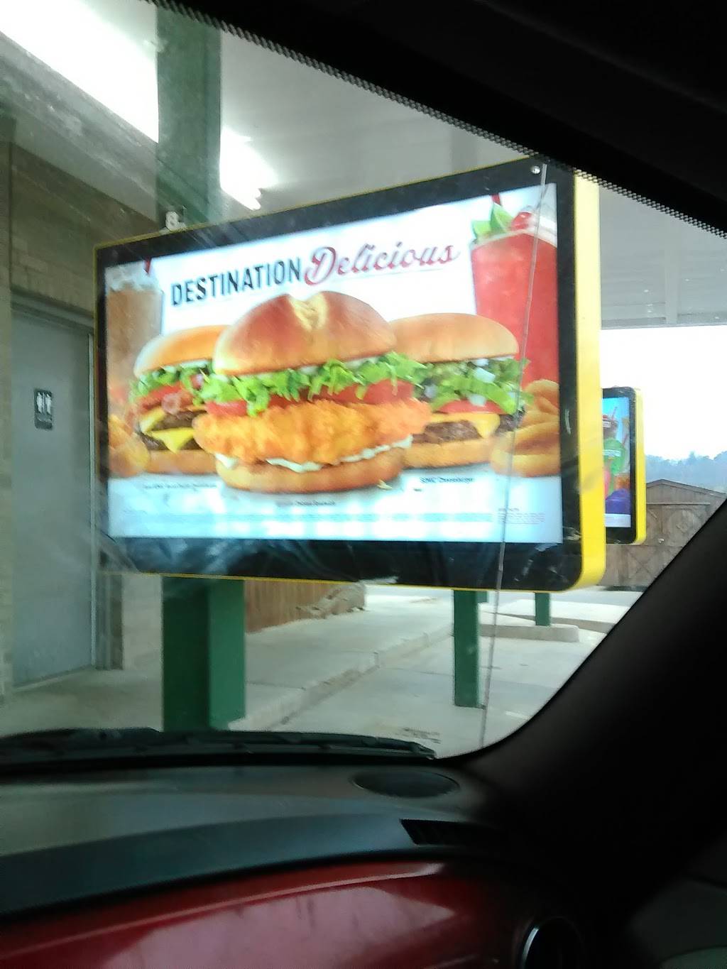 Sonic Drive-In | restaurant | 3718 Towson Ave, Fort Smith, AR 72901, USA | 4796483700 OR +1 479-648-3700