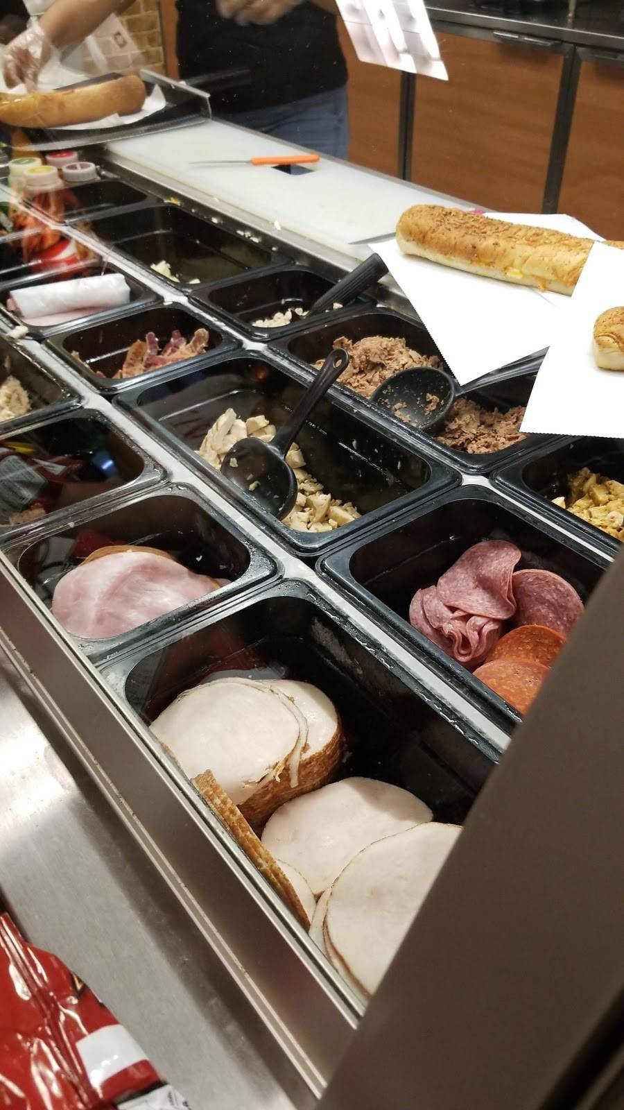 Subway Restaurants | restaurant | 7216 Muncaster Mill Rd, Derwood, MD 20855, USA | 3019778560 OR +1 301-977-8560