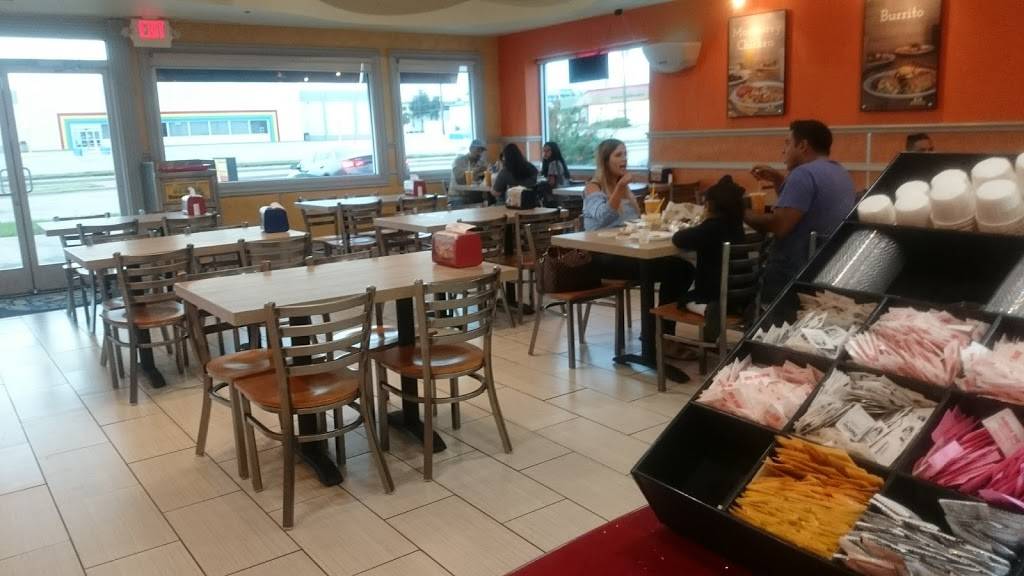 Pollo Regio | restaurant | 12136 Lake June Rd, Balch Springs, TX 75180, USA | 9725575551 OR +1 972-557-5551