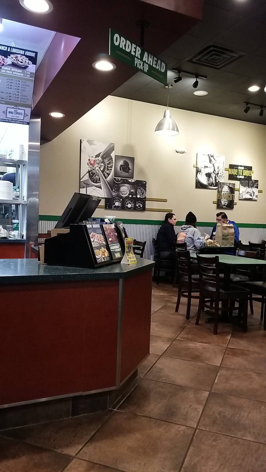 Wingstop | restaurant | 902 Roby Dr, Hammond, IN 46320, USA | 2194730773 OR +1 219-473-0773