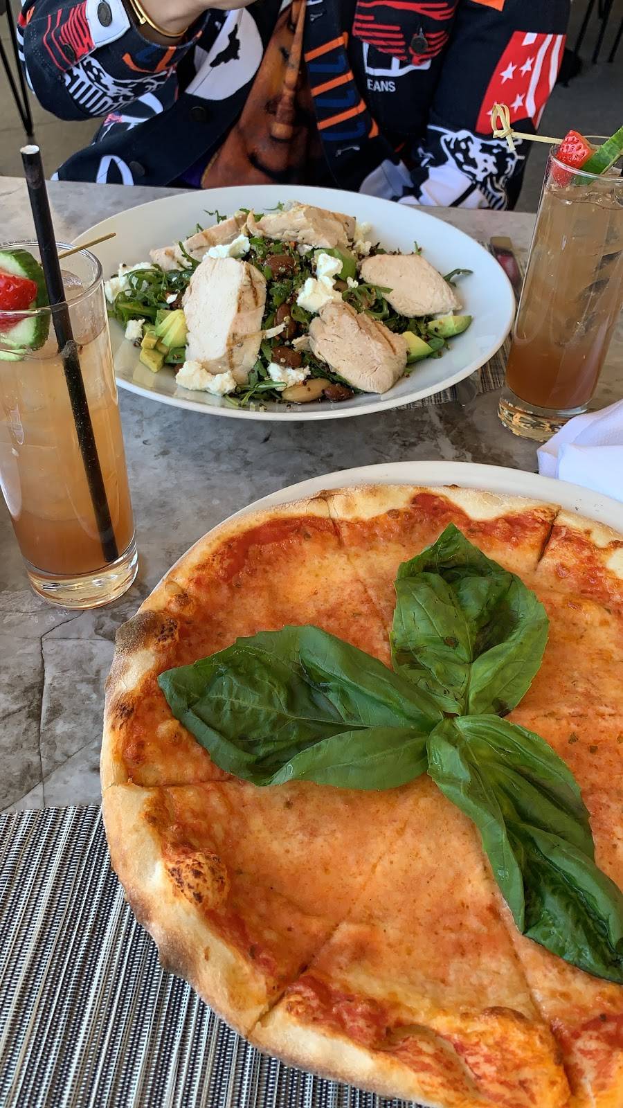 Freds Beverly Hills | restaurant | 9570 Wilshire Blvd, Beverly Hills, CA 90212, USA | 3107775877 OR +1 310-777-5877