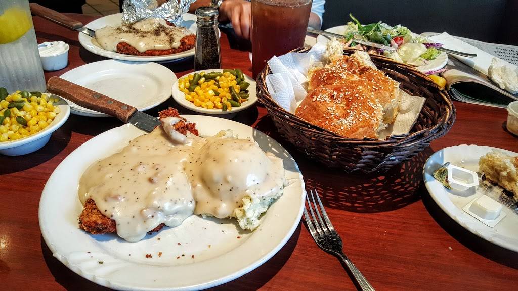 Milas Centre City Cafe | cafe | 2680 S Escondido Blvd, Escondido, CA 92025, USA | 7604896011 OR +1 760-489-6011