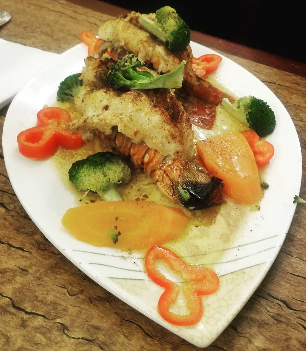 Mi Casa Dominican Restaurant and Bar | restaurant | 177 W Merrick Rd, Freeport, NY 11520, USA | 5164427111 OR +1 516-442-7111