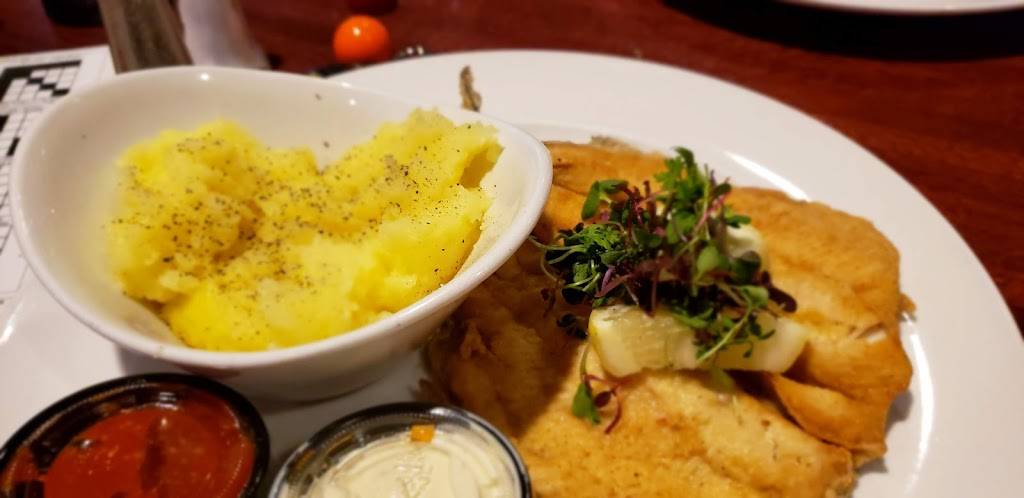 Trout Air Tavern | restaurant | 15201 Running Aces Blvd, Columbus, MN 55025, USA | 6519254577 OR +1 651-925-4577