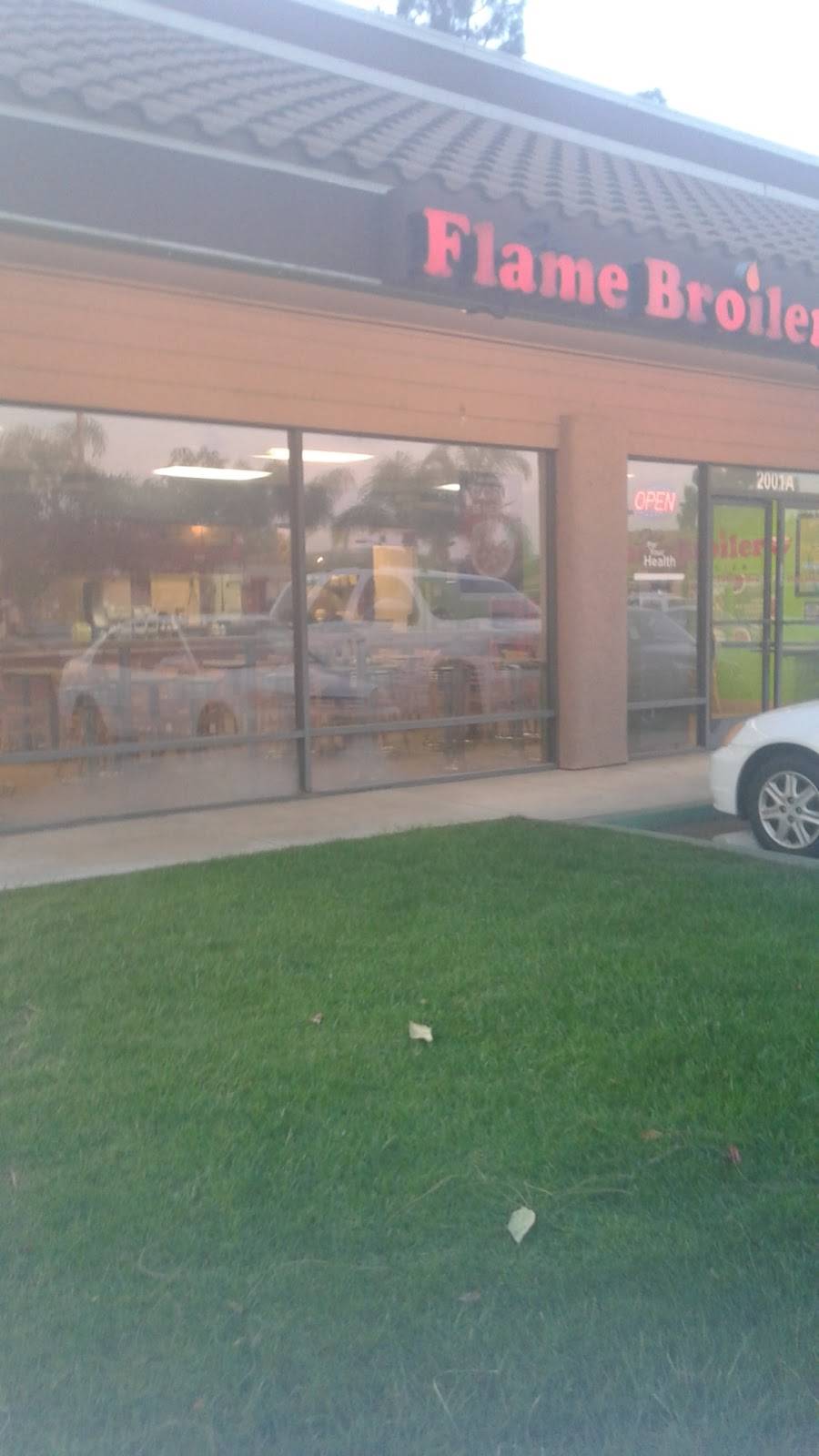 The Flame Broiler | restaurant | 2001A E Orangethorpe Ave, Placentia, CA 92870, USA | 7145797585 OR +1 714-579-7585