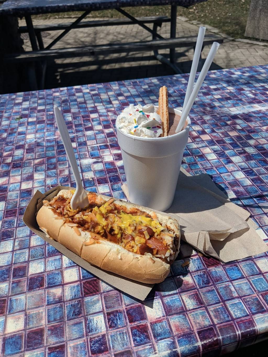 L.A. Franks | meal takeaway | 104 Water St N, Cambridge, ON N1R 3B6, Canada | 5196236733 OR +1 519-623-6733