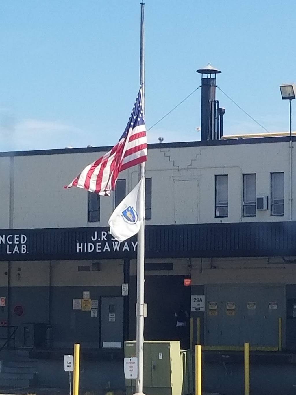 J.R.S Hideaway | meal takeaway | 29A Foodmart Rd, Roxbury, MA 02118, USA | 6172697100 OR +1 617-269-7100