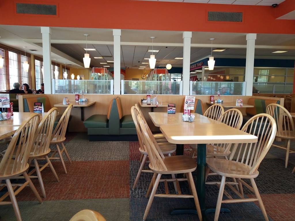 Frischs Big Boy | restaurant | 8545 Cincinnati Dayton Rd, West Chester Township, OH 45069, USA | 5137776228 OR +1 513-777-6228