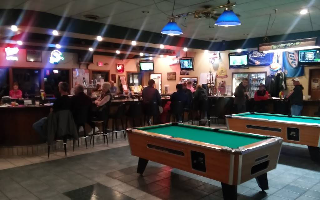 Circle Tap Bar & Grill | restaurant | 5813 County Rd NN, Denmark, WI 54208, USA | 9208638993 OR +1 920-863-8993