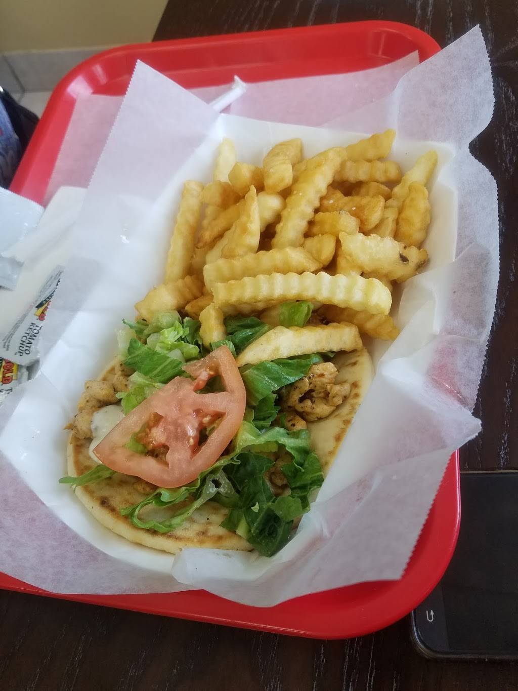 Steves Bite | restaurant | 80 E Cermak Rd, Chicago, IL 60616, USA | 3126741200 OR +1 312-674-1200