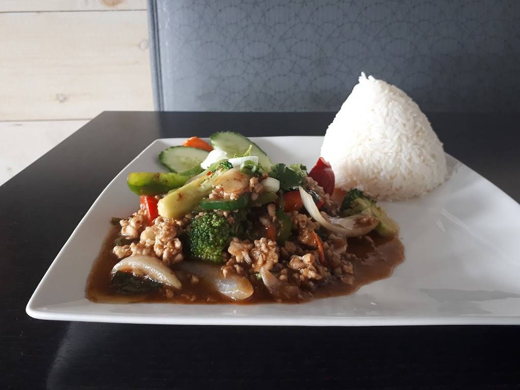 Thai Hut Restaurant | restaurant | 641 Erie St, Stratford, ON N5A 2N9, Canada | 5192736488 OR +1 519-273-6488