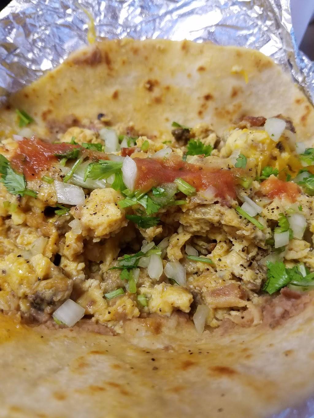 Downtown Tacos | restaurant | 8 Circle Way St, Lake Jackson, TX 77566, USA | 9792669316 OR +1 979-266-9316