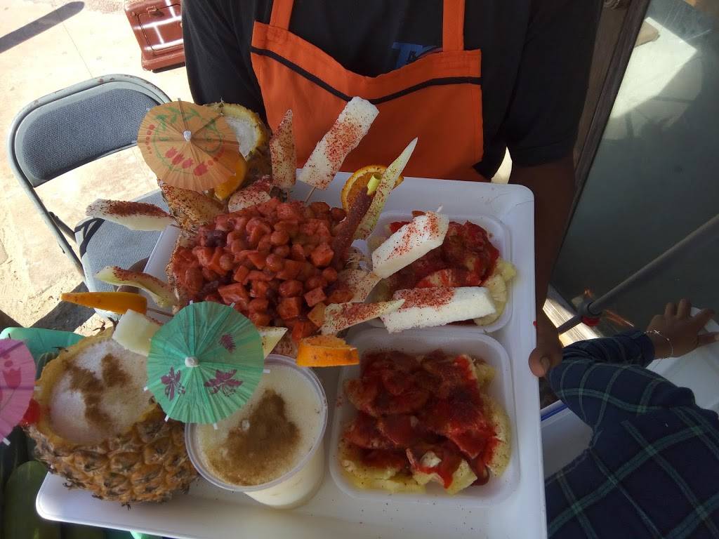 Cocos Locos MH | restaurant | Acapulco, 22890 Ensenada, B.C., Mexico | 016465932524 OR +52 646 593 2524