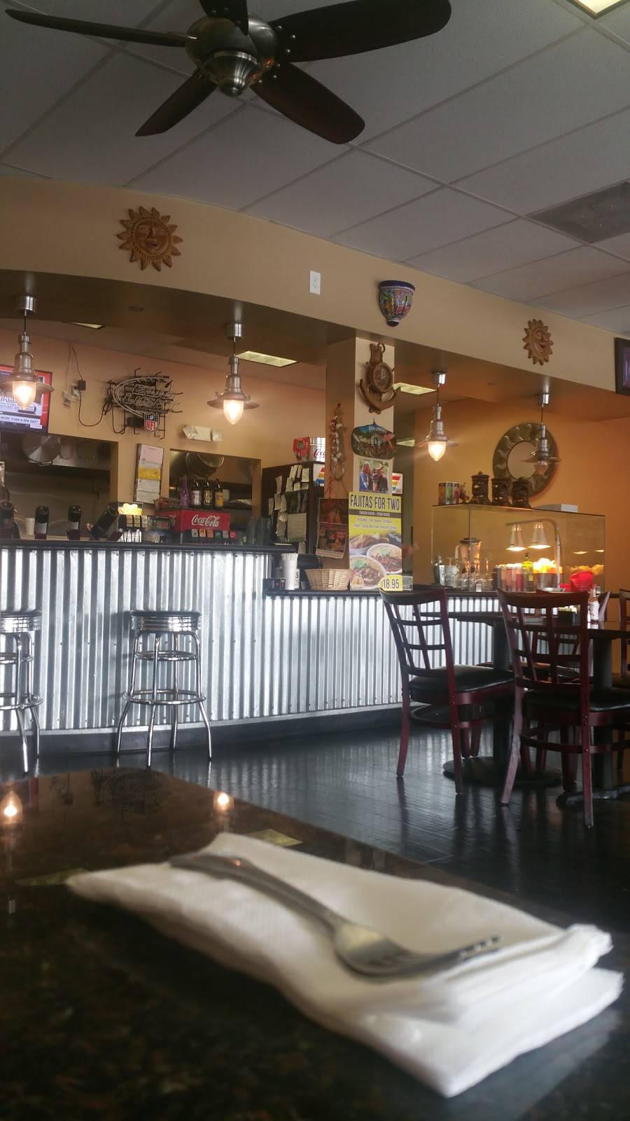 El Burrito Grill | restaurant | 5211 E Pacific Coast Hwy, Long Beach, CA 90804, USA | 5624982300 OR +1 562-498-2300