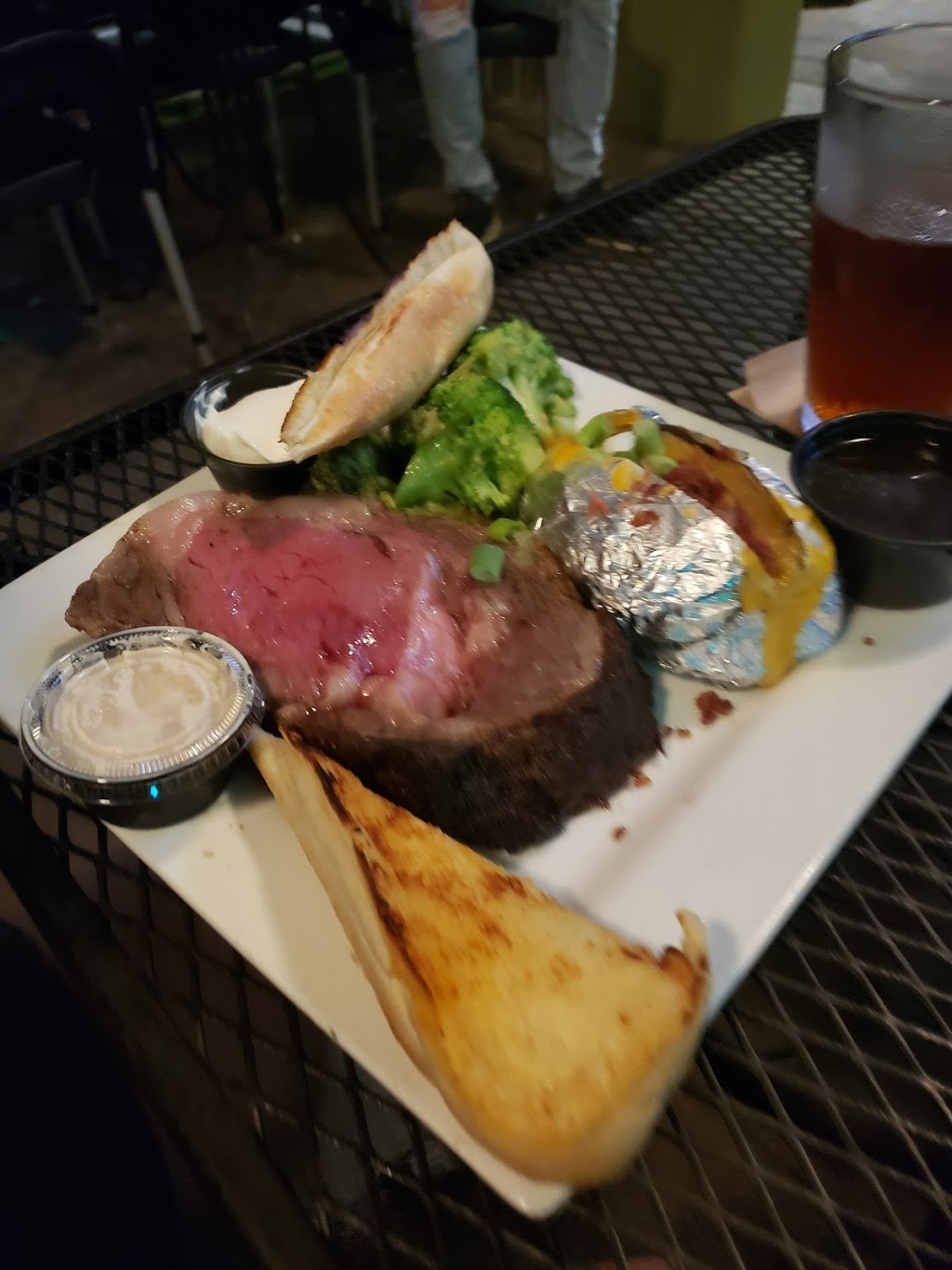 Shenanigans Sports Pub | restaurant | 3303 Sheridan St, Hollywood, FL 33021, USA | 9549819702 OR +1 954-981-9702