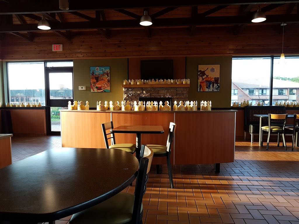 Burger King | restaurant | 930 Pembroke St E, Pembroke, ON K8A 3M3, Canada | 6137350004 OR +1 613-735-0004