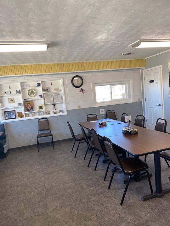 Peggy Sues Restaurant And Bake Shop | restaurant | 310 Railroad Ave, Buckley, IL 60918, USA | 2173942686 OR +1 217-394-2686